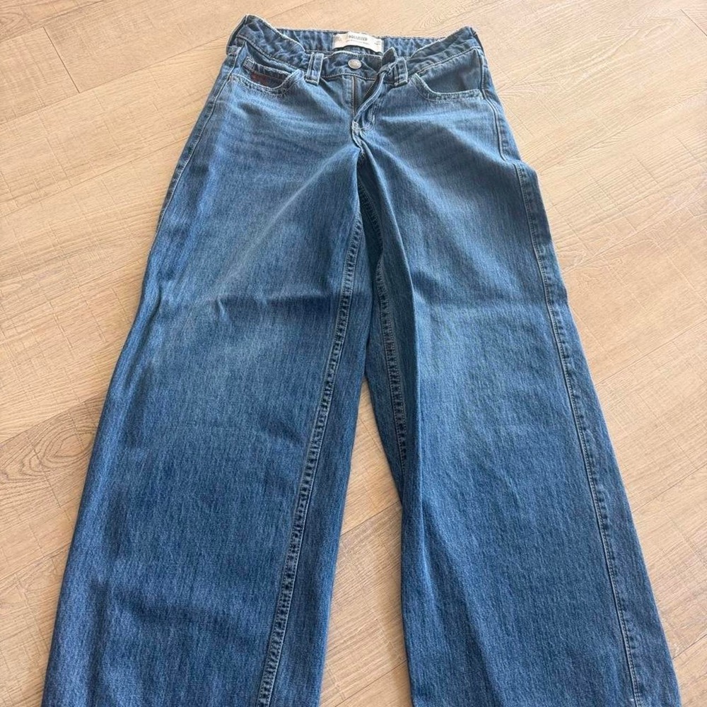 Hollister Low Rise Super Baggy Jeans Size 24 Regular